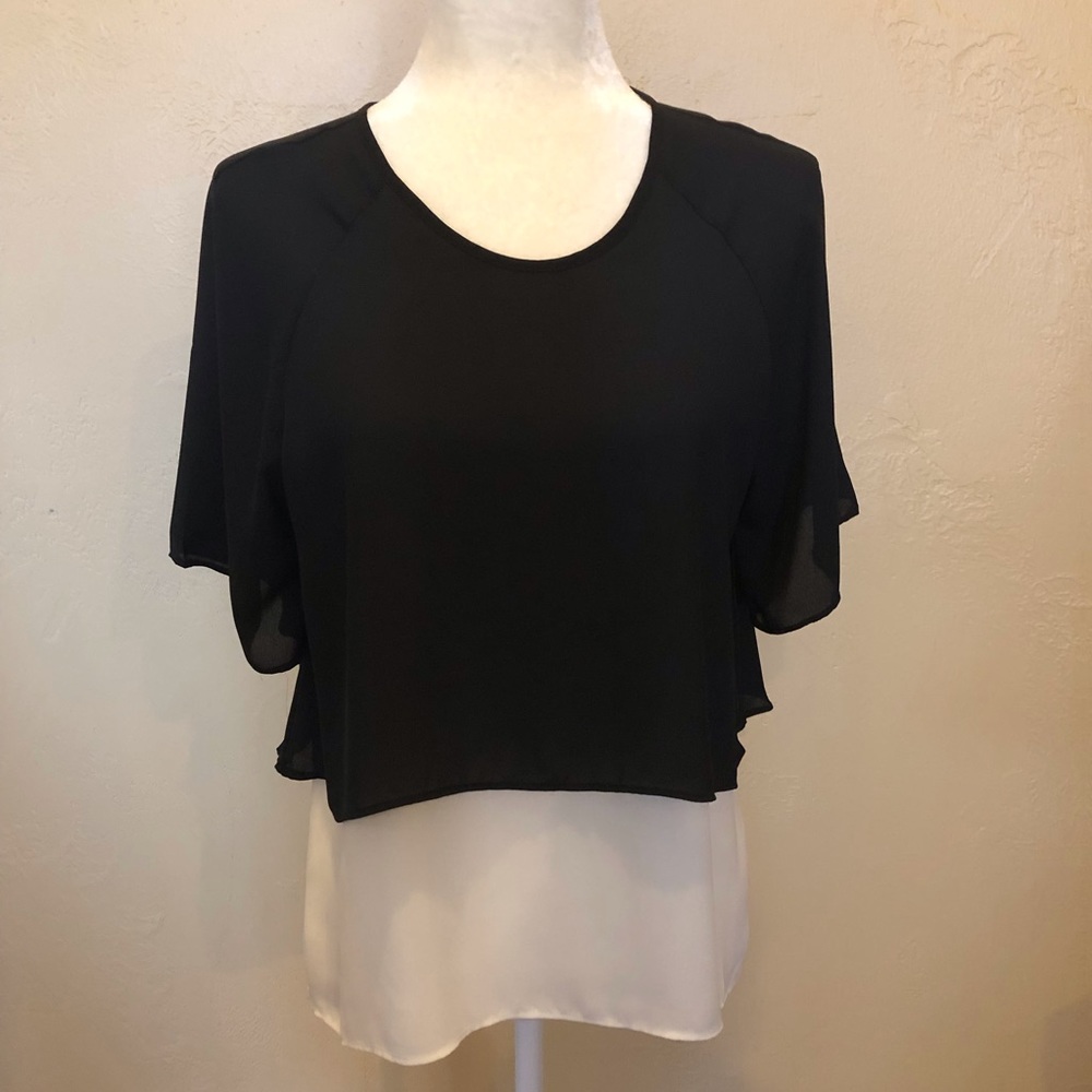 ❇️ Silvergate black and white blouse, Size M